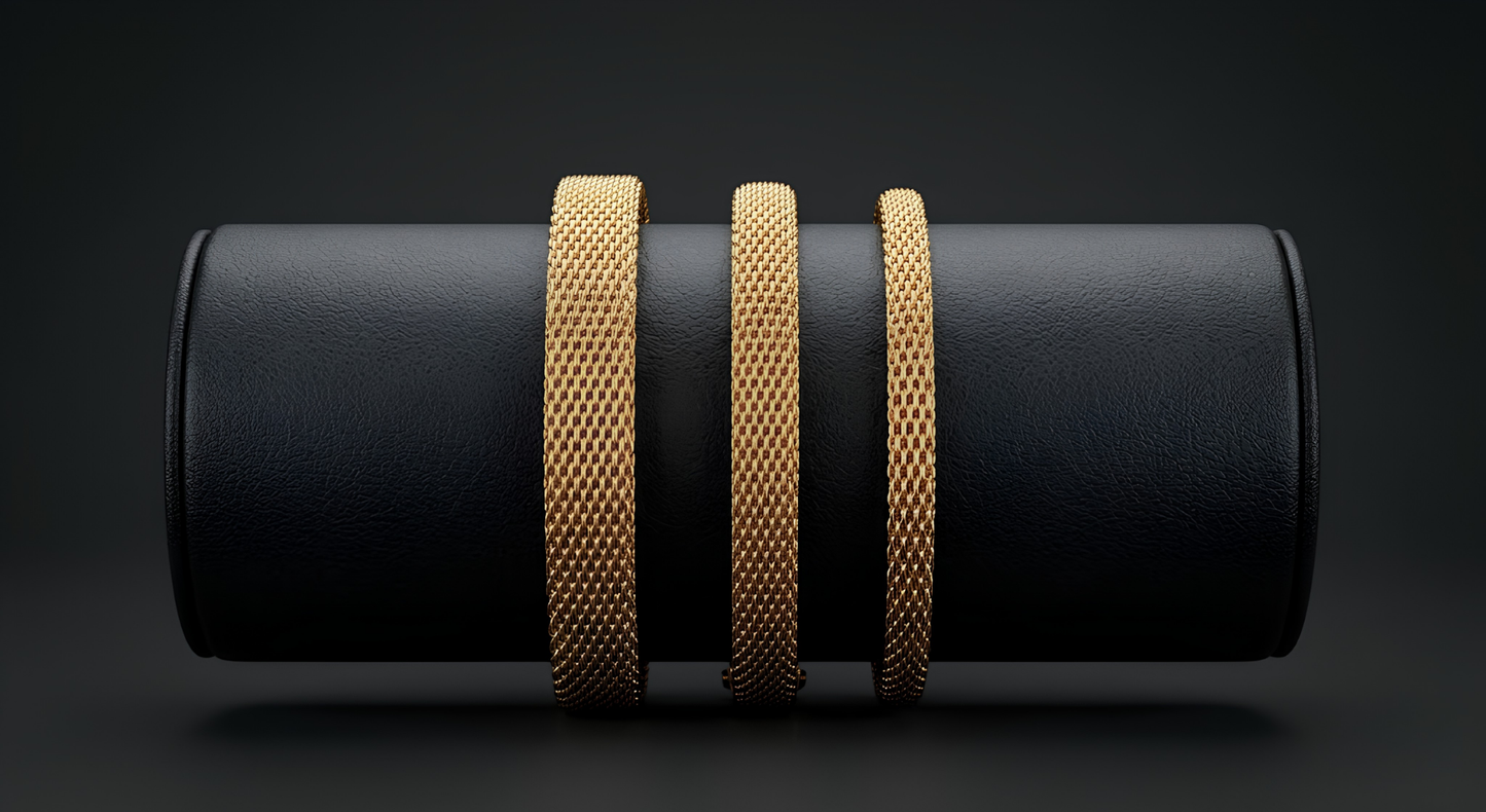 Pulseras Tejidas en Oro Laminado 18K: El Peso del Éxito.